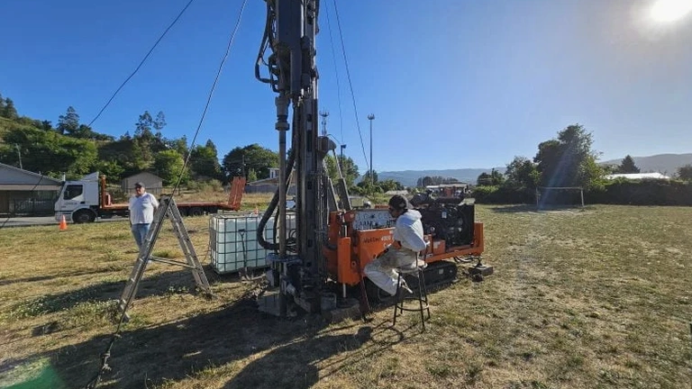 Exploratory Test Pits in Dallas: Subsurface Logging for the Eagle Ford Shale